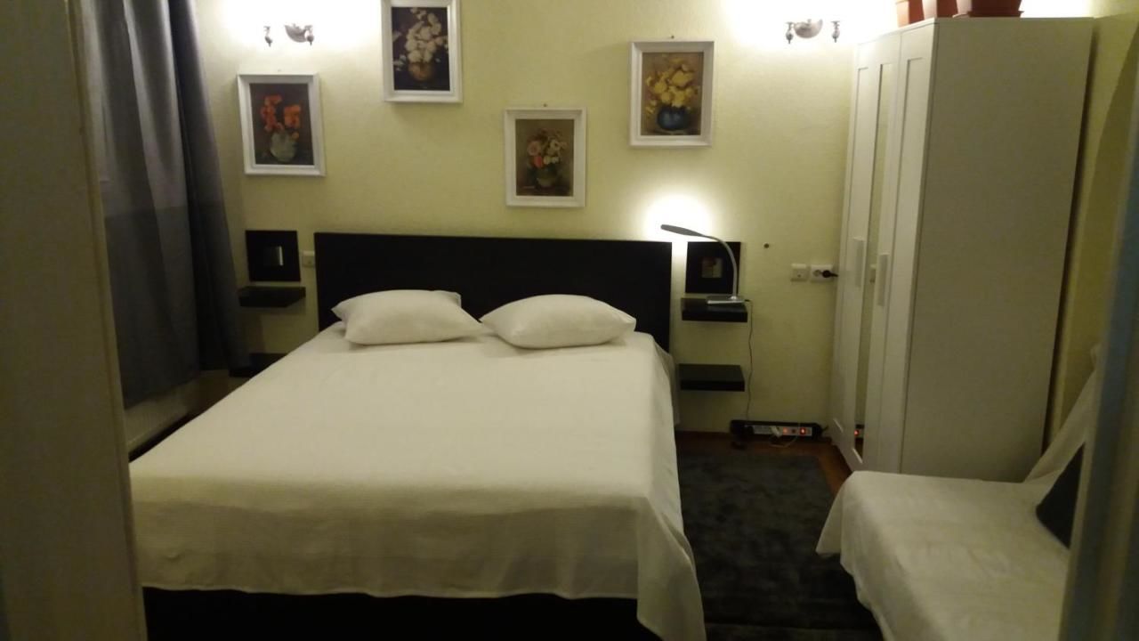 Гостевой дом 12 Residence Cotroceni Бухарест-31