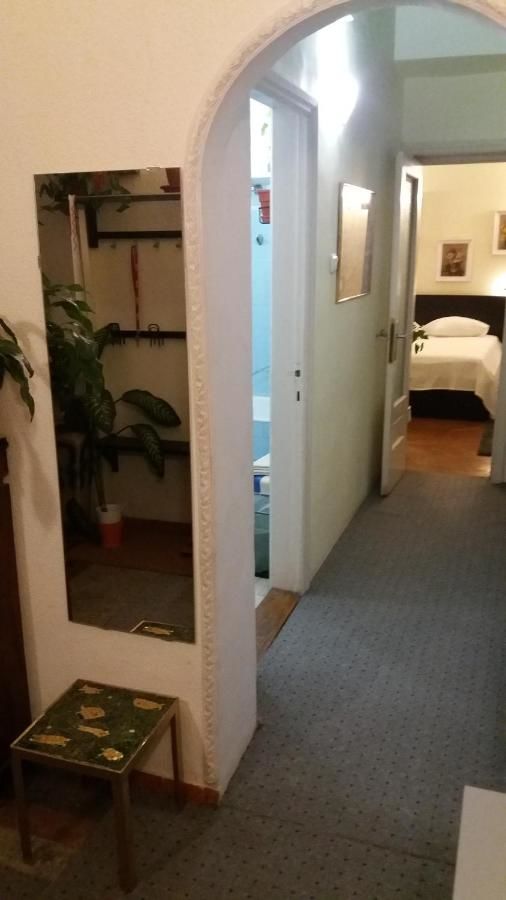 Гостевой дом 12 Residence Cotroceni Бухарест-35